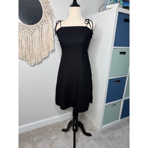 Old Navy Tie Strap Smocked Back Black Linen A-Line Fit & Flare Dress Small Tall - Picture 2 of 8